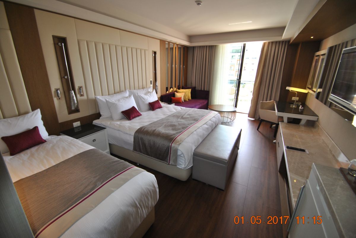 imagini hotel TRENDY LARA